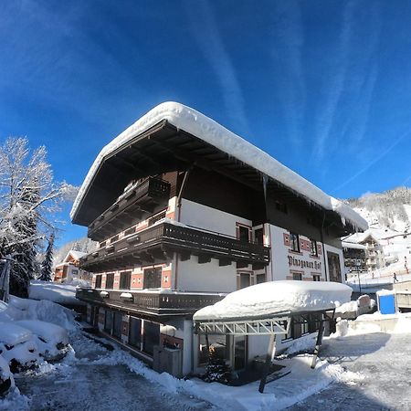 Hotel Pinzgauerhof Ski & Bike - Inclusive Evening Dinner Saalbach-Hinterglemm Exterior photo