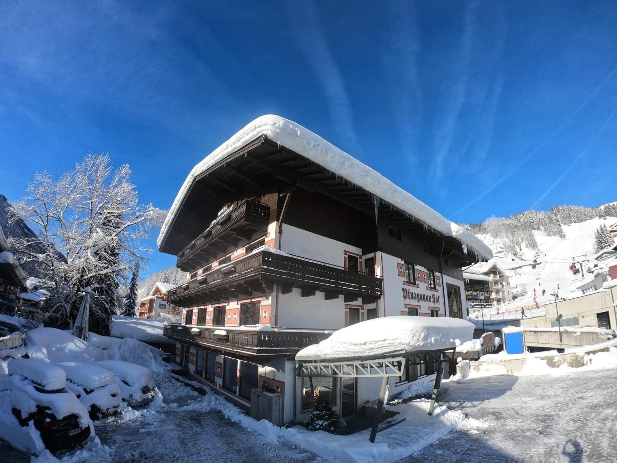 Hotel Pinzgauerhof Ski & Bike - Inclusive Evening Dinner Saalbach-Hinterglemm Exterior photo